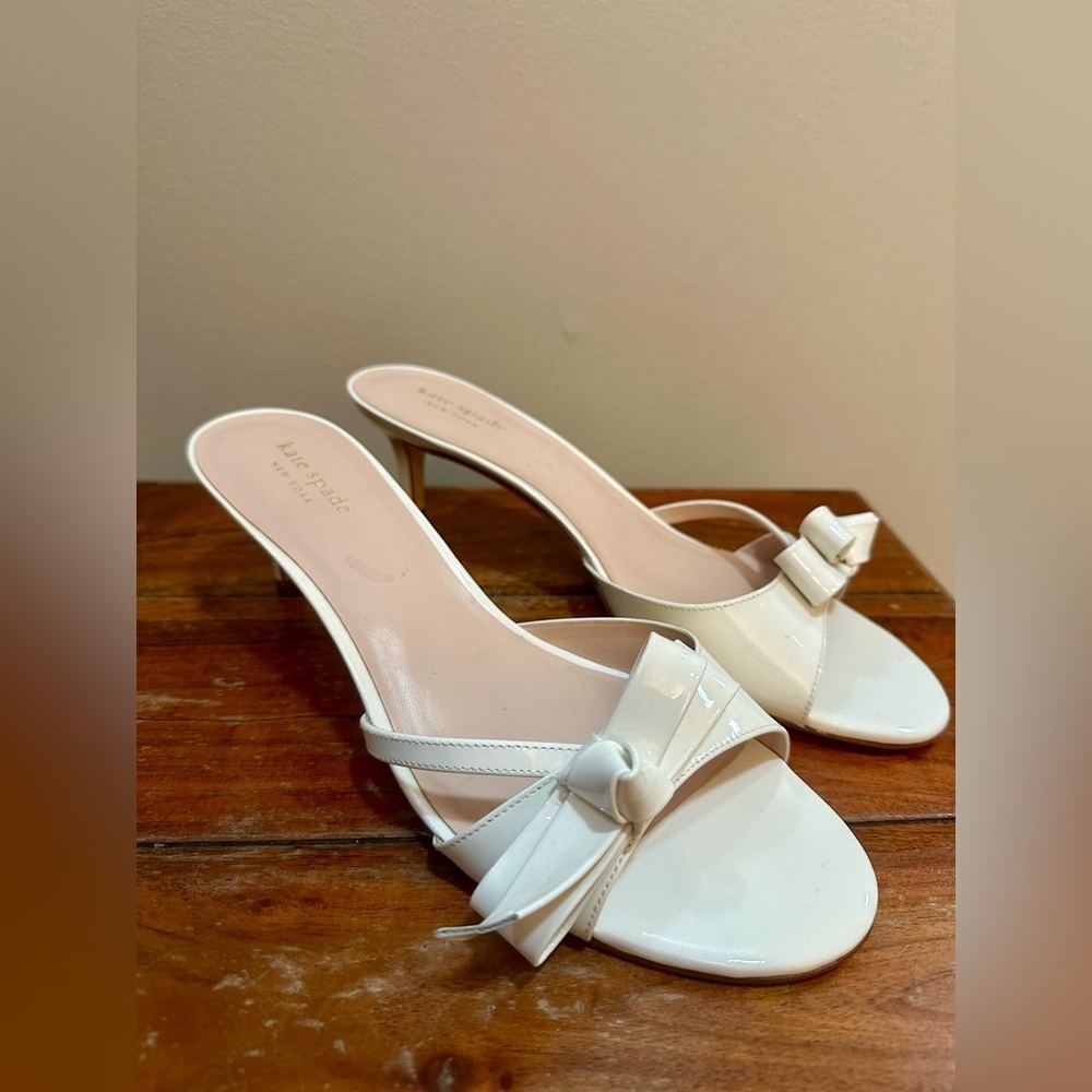 Kate Spade New York Simona White Leather Sandal Size 10